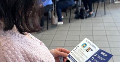 Policja uczy seniorów z Gorzyc jak zwiększyć bezpieczeństwo
